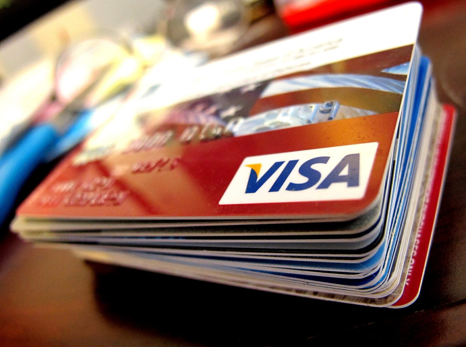 Взять заём, не выходя из дома: преимущества микрокредитования онлайн